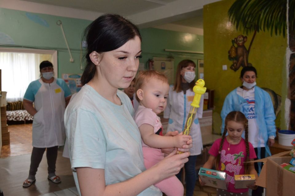 Детское отделение ЛЦРМБ пополнилось «Коробкой Храбрости» Детское отделение ЛЦРМБ пополнилось «Коробкой Храбрости»