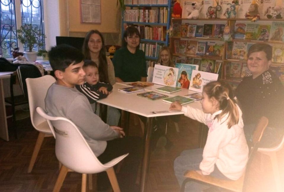 Акция «Читаем вместе с семьей» Акция «Читаем вместе с семьей»