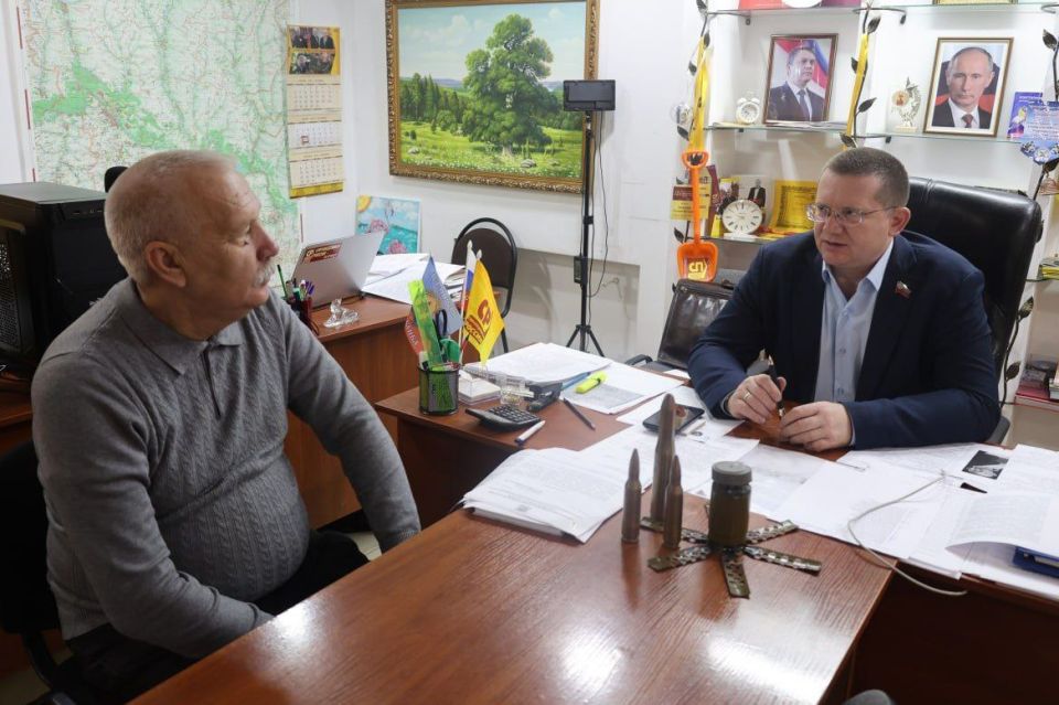 Работа депутатов в муниципальных округах ЛНР Работа депутатов в муниципальных округах ЛНР