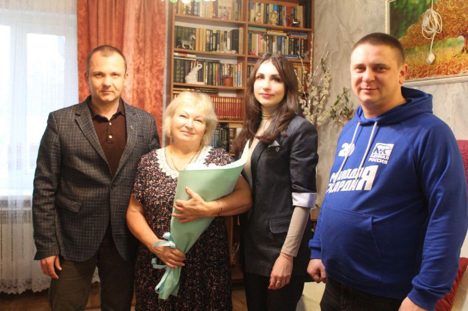 Яна Сылкина: Мама - главный человек в жизни каждого из нас Яна Сылкина: Мама - главный человек в жизни каждого из нас