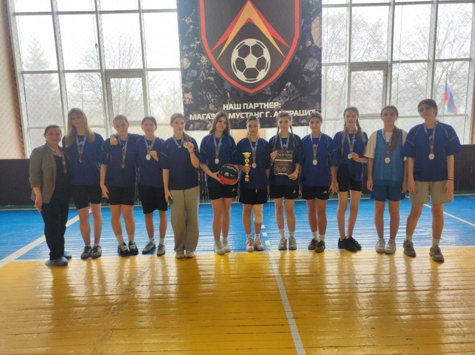 В Антрацитовском муниципальном округе завершился Муниципальный этап Чемпионата Школьной Баскетбольной лиги «КЭС-БАСКЕТ» среди девушек