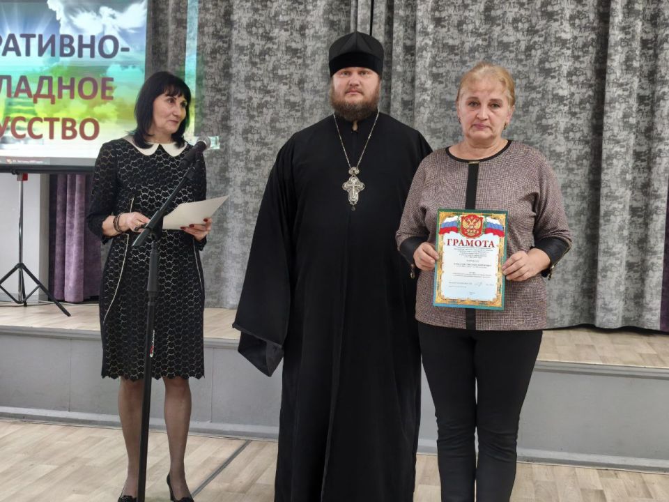 «Край мой Православный»: в Стаханове подвели итоги муниципального конкурса, посвящённого духовному наследию и Великой Победе «Край мой Православный»: в Стаханове подвели итоги муниципального конкурса, посвящённого духовному наследию и Великой Победе