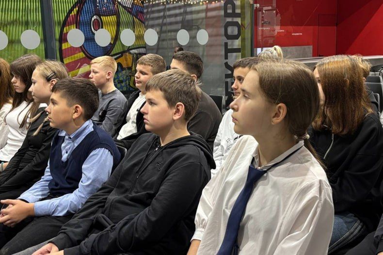Безопасность превыше всего: молодежь Свердловска против терроризма! Безопасность превыше всего: молодежь Свердловска против терроризма!