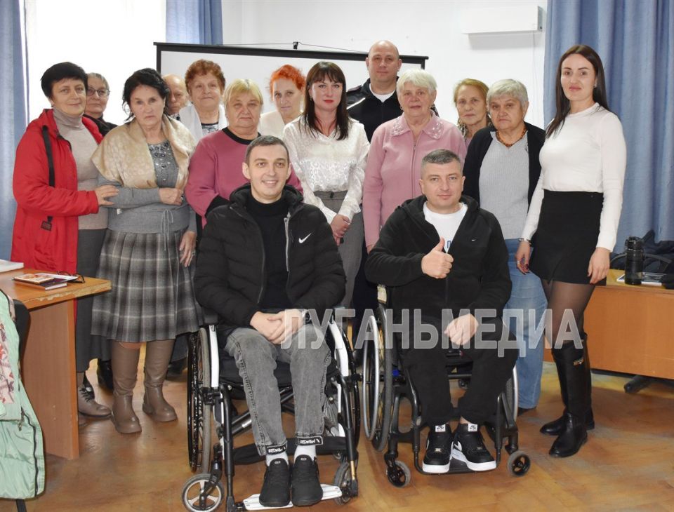 400 жителей Краснолучского округа получили знания в сфере компьютерной грамотности 400 жителей Краснолучского округа получили знания в сфере компьютерной грамотности