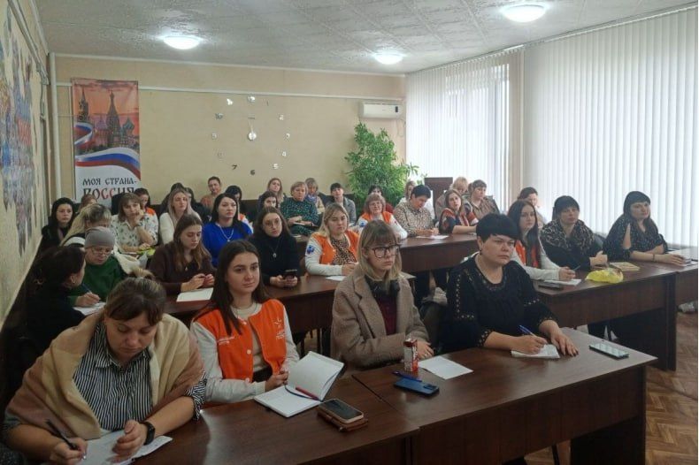 Проведено расширенное совещание советников директора по воспитанию и взаимодействию с детскими общественными объединениями и педагогов-организаторов Проведено расширенное совещание советников директора по воспитанию и взаимодействию с детскими общественными объединениями и педагогов-организаторов