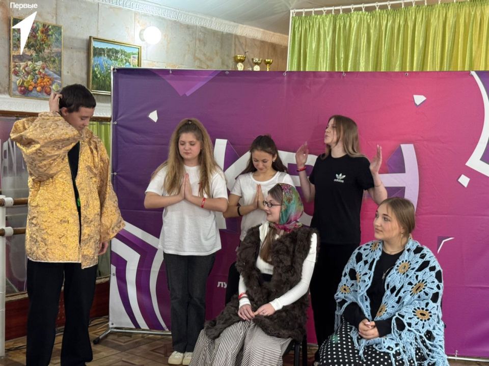 1/4 финала проекта «КВН.Первые» прошла в Лутугино 1/4 финала проекта «КВН.Первые» прошла в Лутугино