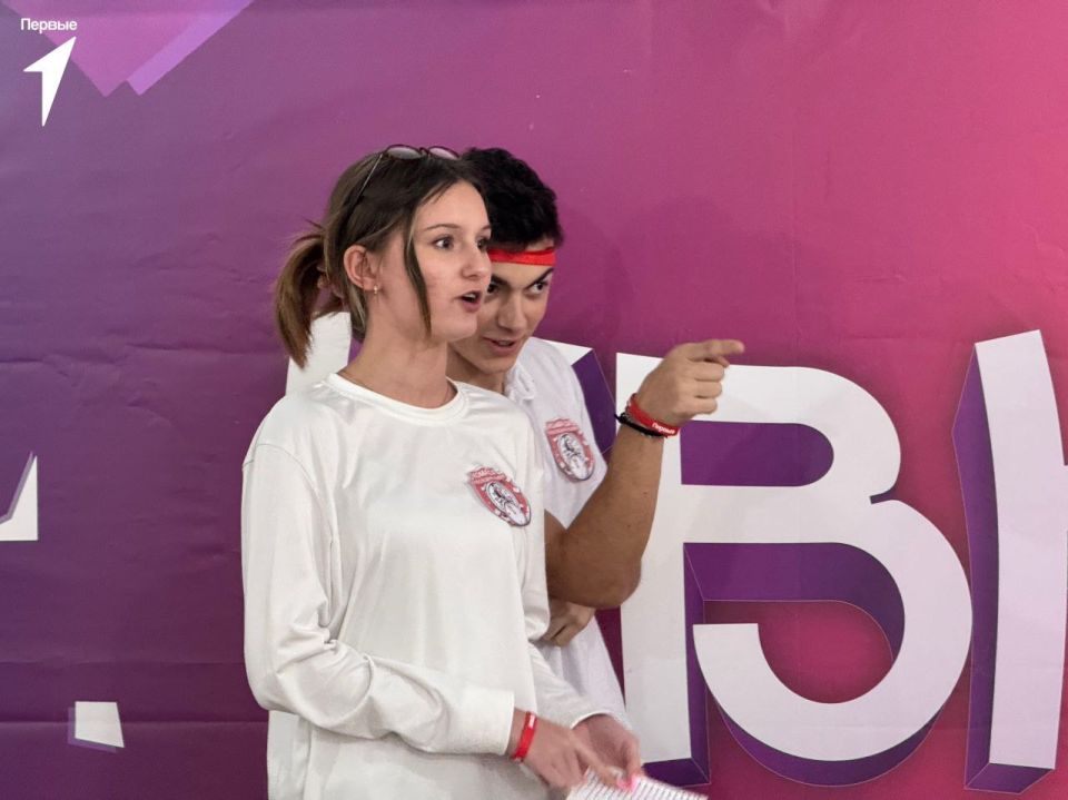 1/4 финала проекта «КВН.Первые» прошла в Лутугино 1/4 финала проекта «КВН.Первые» прошла в Лутугино