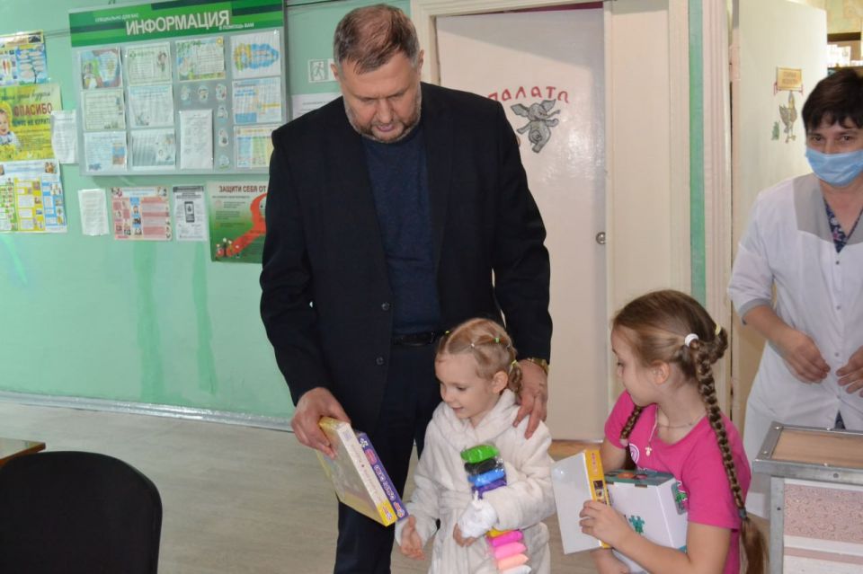 Детское отделение ЛЦРМБ пополнилось «Коробкой Храбрости» Детское отделение ЛЦРМБ пополнилось «Коробкой Храбрости»