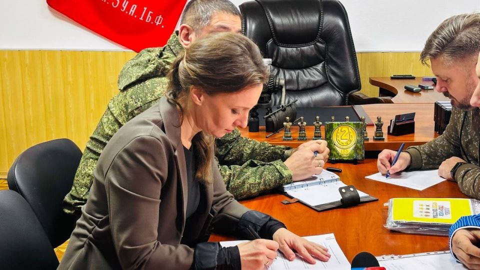 Анна Кузнецова: Единый день приёмов участников СВО по социальным вопросам провели в Луганске Анна Кузнецова: Единый день приёмов участников СВО по социальным вопросам провели в Луганске