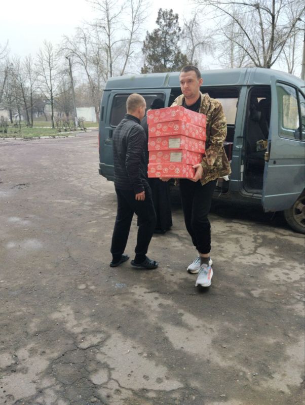 Материнское тепло и духовная поддержка: Свердловские активисты КСВО посетили госпиталь накануне Дня матери Материнское тепло и духовная поддержка: Свердловские активисты КСВО посетили госпиталь накануне Дня матери