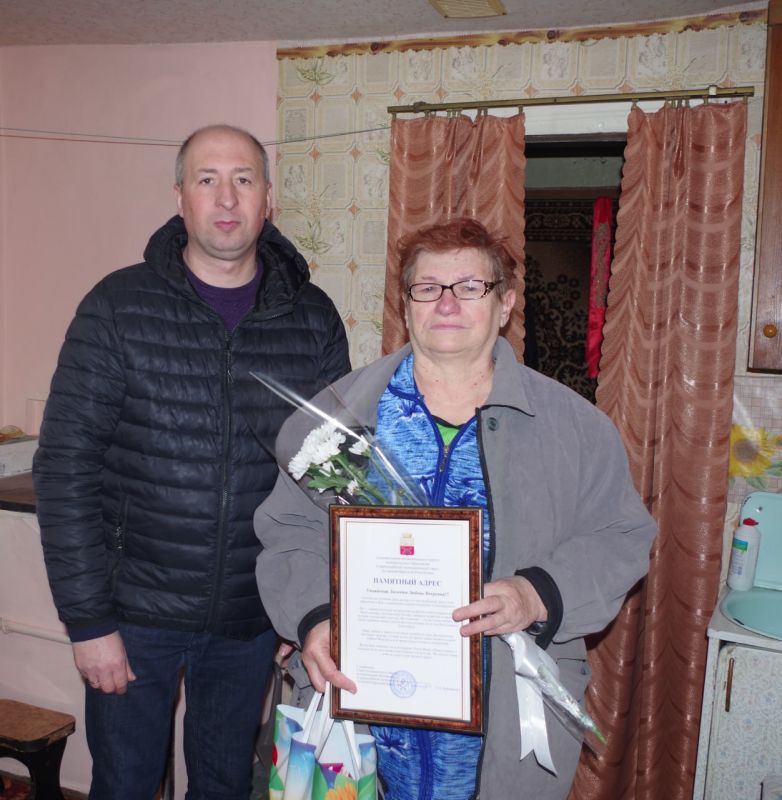 Сергей Крамаренко: В преддверии празднования Дня матери поздравил матерей, чьи сыновья погибли при исполнении воинского долга в зоне специальной военной операции