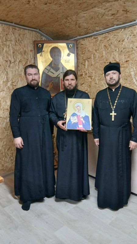Калужские священнослужители посетили Первомайск с гуманитарной миссией Калужские священнослужители посетили Первомайск с гуманитарной миссией