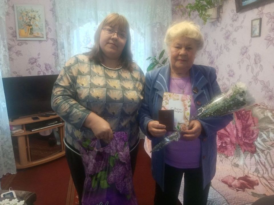 На Краснодонщине поздравили женщин с Днем матери На Краснодонщине поздравили женщин с Днем матери