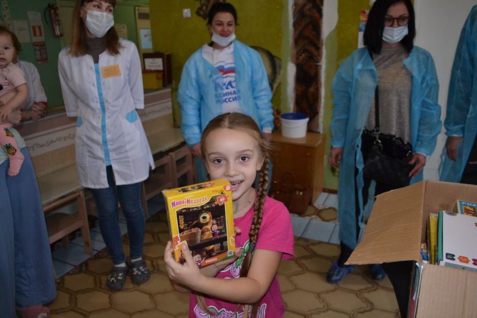 Детское отделение ЛЦРМБ пополнилось «Коробкой Храбрости» Детское отделение ЛЦРМБ пополнилось «Коробкой Храбрости»
