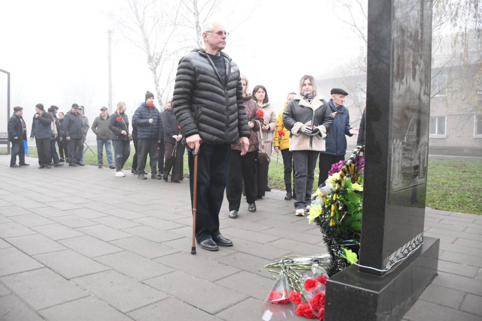 Сергей Колягин: 30 ноября – день, когда мы вспоминаем тех, кто ценой невероятных усилий и самопожертвования боролся с последствиями Чернобыльской катастрофы Сергей Колягин: 30 ноября – день, когда мы вспоминаем тех, кто ценой невероятных усилий и самопожертвования боролся с последствиями Чернобыльской катастрофы