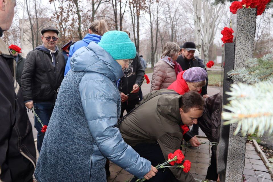 30 ноября — это наш общий День Победы над невидимым врагом — радиацией 30 ноября — это наш общий День Победы над невидимым врагом — радиацией