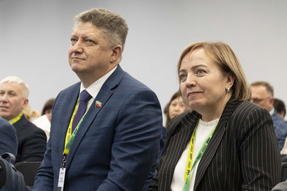 Сергей Цемкало: Участие Луганска в IX Общероссийском форуме «Города России» официально завершено! Сергей Цемкало: Участие Луганска в IX Общероссийском форуме «Города России» официально завершено!