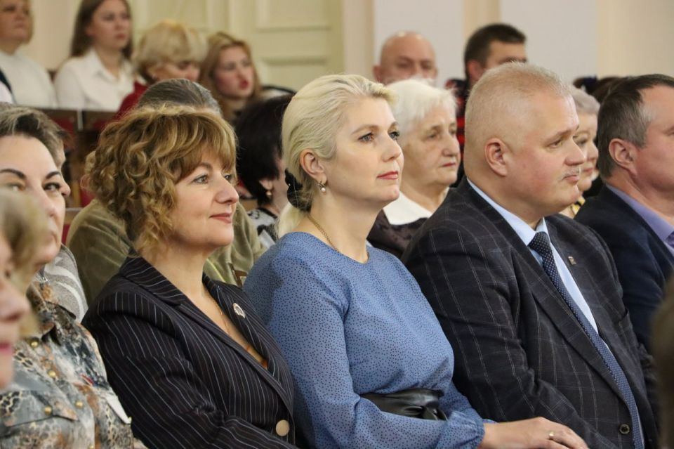 Константин Бутримов: ШКОЛА, В КОТОРУЮ ХОЧЕТСЯ ВОЗВРАЩАТЬСЯ! Константин Бутримов: ШКОЛА, В КОТОРУЮ ХОЧЕТСЯ ВОЗВРАЩАТЬСЯ!