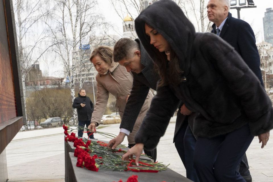 Яна Сылкина: Приняла участие в девятом форуме "Города России" в Екатеринбурге Яна Сылкина: Приняла участие в девятом форуме "Города России" в Екатеринбурге