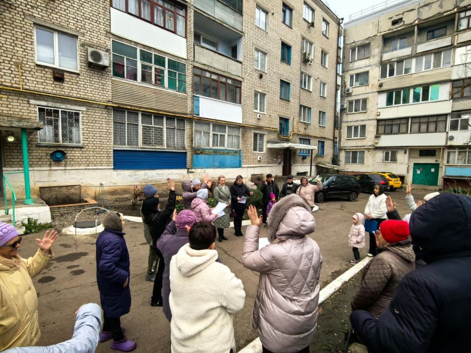 Сегодня, 29 ноября, в городе Краснодоне состоялась учредительная конференция граждан по организации территориального общественного самоуправления (ТОС) Сегодня, 29 ноября, в городе Краснодоне состоялась учредительная конференция граждан по организации территориального общественного самоуправления (ТОС)