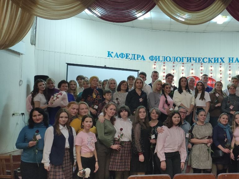 В Луганске состоялось праздничное мероприятие, приуроченное ко Дню матери В Луганске состоялось праздничное мероприятие, приуроченное ко Дню матери