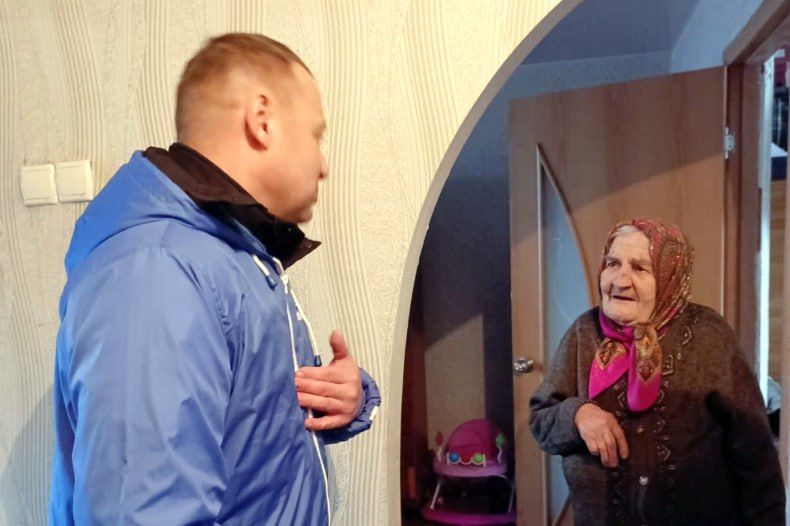 Червонопартизанку Анну Смирнову поздравили с 90-летием жизненного пути! Червонопартизанку Анну Смирнову поздравили с 90-летием жизненного пути!