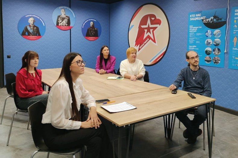 Свердловск подключился к телемосту с Тувой «В содружестве – наша сила!» Свердловск подключился к телемосту с Тувой «В содружестве – наша сила!»