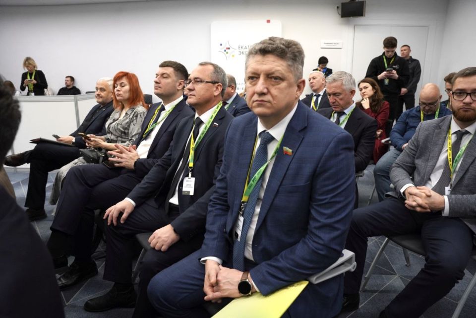 Сергей Цемкало: Участие Луганска в IX Общероссийском форуме «Города России» официально завершено! Сергей Цемкало: Участие Луганска в IX Общероссийском форуме «Города России» официально завершено!