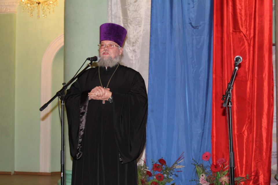 В Центре молодежных инициатив «Гравитация» состоялся XII Фестиваль-конкурс поэзии «Муза Новороссии», который в этом году получил поддержку Президентского фонда культурных инициатив В Центре молодежных инициатив «Гравитация» состоялся XII Фестиваль-конкурс поэзии «Муза Новороссии», который в этом году получил поддержку Президентского фонда культурных инициатив