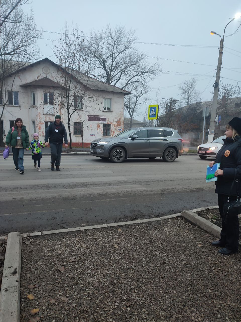 «Засвети ребенка на дороге!»: В Антраците прошла акция ко Дню матери «Засвети ребенка на дороге!»: В Антраците прошла акция ко Дню матери
