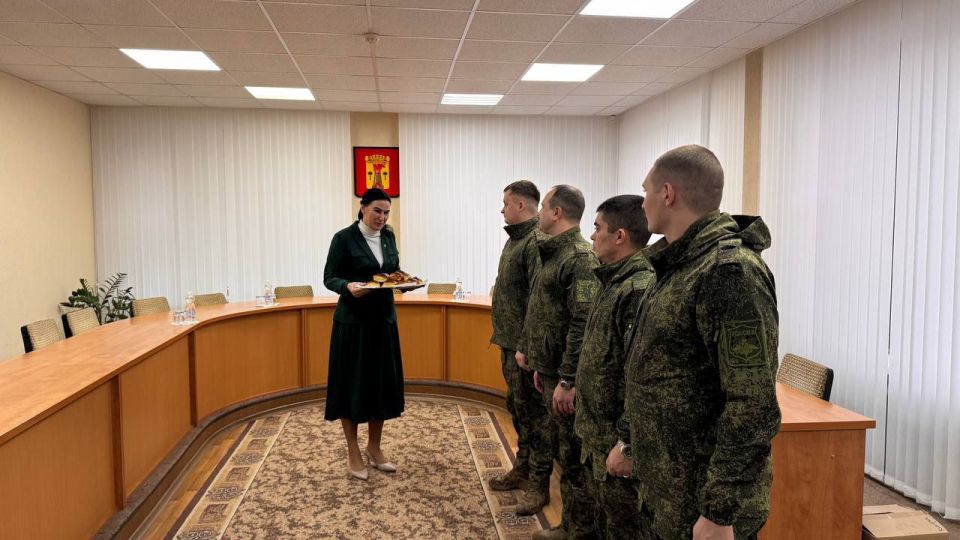 Трогательный подарок нашим военнослужащим от Яны Пащенко Трогательный подарок нашим военнослужащим от Яны Пащенко