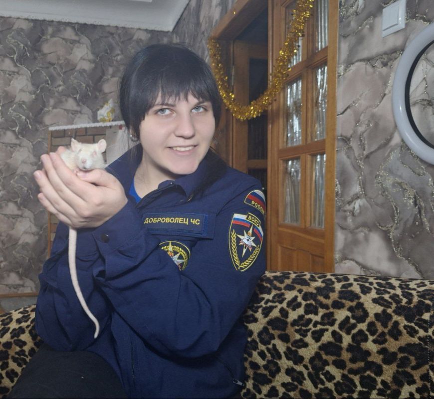 Сегодня, 30 ноября, наши добровольцы студенческого спасательного отряда «Ворошиловец» ЛГПУ ЛугРО ВСКС присоединились ко Всемирному дню животных Сегодня, 30 ноября, наши добровольцы студенческого спасательного отряда «Ворошиловец» ЛГПУ ЛугРО ВСКС присоединились ко Всемирному дню животных