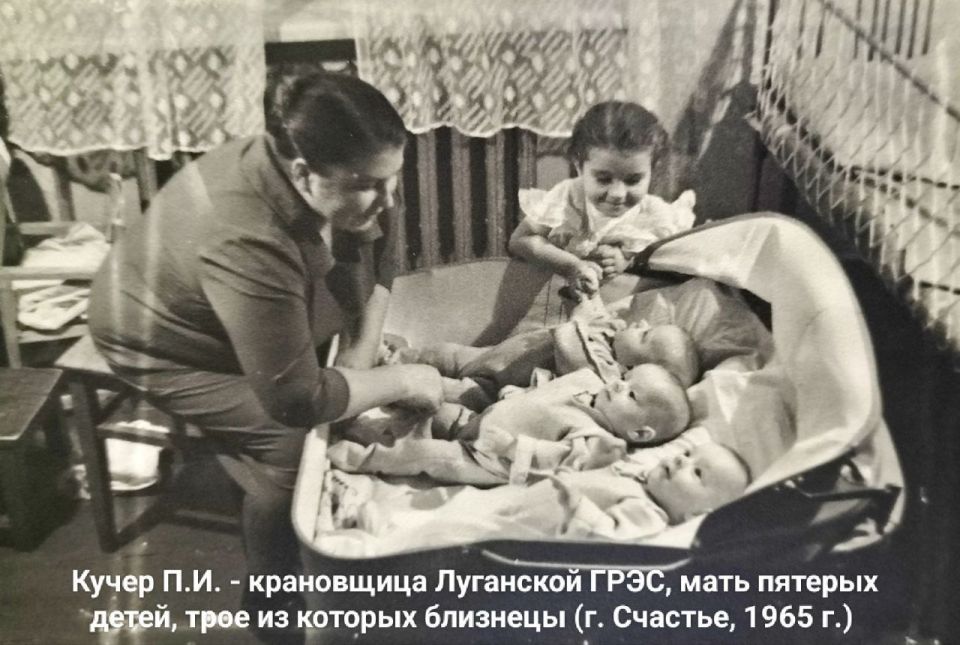 Анна Тодорова: Сегодня в нашей стране отмечается один из самых добрых и прекрасных праздников – День матери Анна Тодорова: Сегодня в нашей стране отмечается один из самых добрых и прекрасных праздников – День матери