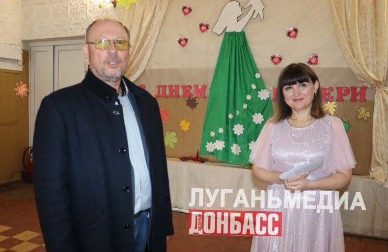 «Земский работник культуры» приехала из Кубани в Новоборовицы «Земский работник культуры» приехала из Кубани в Новоборовицы
