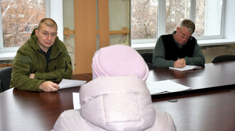 Евгений Шаталин: Провёл приём граждан, на котором обсудили актуальные жилищные и бытовые вопросы Евгений Шаталин: Провёл приём граждан, на котором обсудили актуальные жилищные и бытовые вопросы