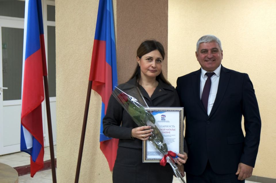 Сегодня в Беловодском муниципальном округе прошло очередное аппаратное совещание, на котором обсудили текущие вопросы развития муниципалитета и подвели итоги работы за прошедшую неделю Сегодня в Беловодском муниципальном округе прошло очередное аппаратное совещание, на котором обсудили текущие вопросы развития муниципалитета и подвели итоги работы за прошедшую неделю