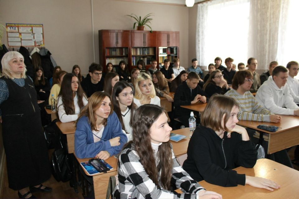 В Краснодоне прошел XII Фестиваль-конкурс поэзии «Муза Новороссии» В Краснодоне прошел XII Фестиваль-конкурс поэзии «Муза Новороссии»