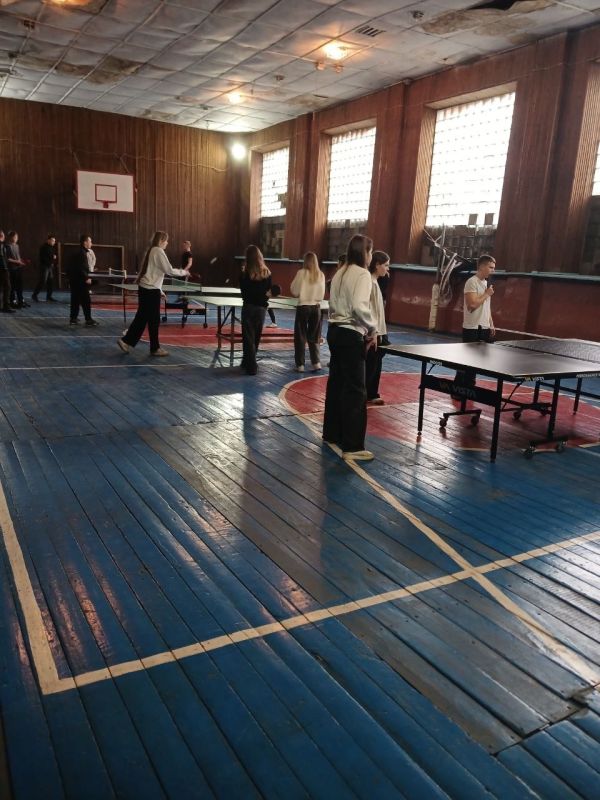 В Артемовске прошли соревнования юных теннисистов В Артемовске прошли соревнования юных теннисистов