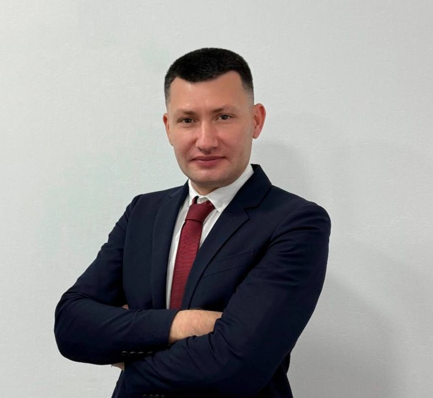 Первый заместитель министра образования и науки ЛНР Евгений Мирошниченко будет исполнять обязанности главы ведомства