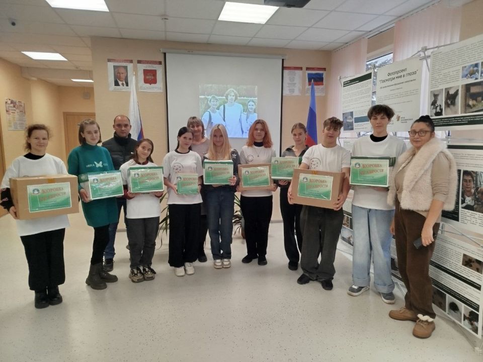 "Коробка храбрости": активисты, студенты и администрация дарят радость маленьким пациентам "Коробка храбрости": активисты, студенты и администрация дарят радость маленьким пациентам