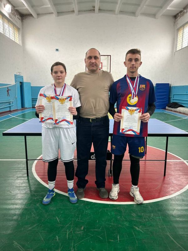 В пгт. Троицкое в рамках Плана физкультурных и спортивных мероприятий Муниципального бюджетного учреждения «Центр физического здоровья населения «Спорт для всех» Троицкого муниципального округа» состоялось Первенство... В пгт. Троицкое в рамках Плана физкультурных и спортивных мероприятий Муниципального бюджетного учреждения «Центр физического здоровья населения «Спорт для всех» Троицкого муниципального округа» состоялось Первенство...