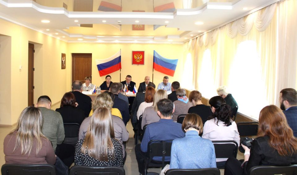 В Белокуракино обсудили перспективы экономического развития и занятости В Белокуракино обсудили перспективы экономического развития и занятости