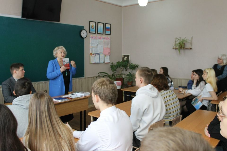 В Краснодоне прошел XII Фестиваль-конкурс поэзии «Муза Новороссии» В Краснодоне прошел XII Фестиваль-конкурс поэзии «Муза Новороссии»