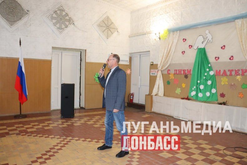 «Земский работник культуры» приехала из Кубани в Новоборовицы «Земский работник культуры» приехала из Кубани в Новоборовицы