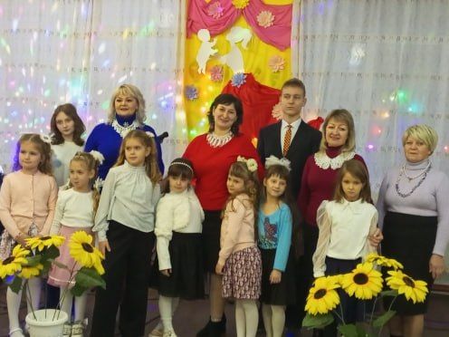 В Фабриченском сельском доме культуры состоялась музыкальная гостиная ко Дню матери «Песен славных достойны мамы» В Фабриченском сельском доме культуры состоялась музыкальная гостиная ко Дню матери «Песен славных достойны мамы»
