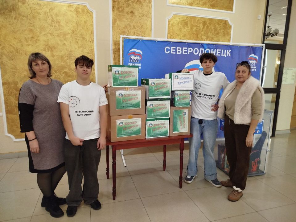 "Коробка храбрости": активисты, студенты и администрация дарят радость маленьким пациентам "Коробка храбрости": активисты, студенты и администрация дарят радость маленьким пациентам