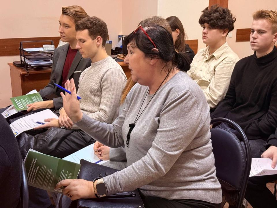 ОТКРЫТЫЙ ДИАЛОГ С ЛДПР В ЛУГАНСКЕ ОТКРЫТЫЙ ДИАЛОГ С ЛДПР В ЛУГАНСКЕ