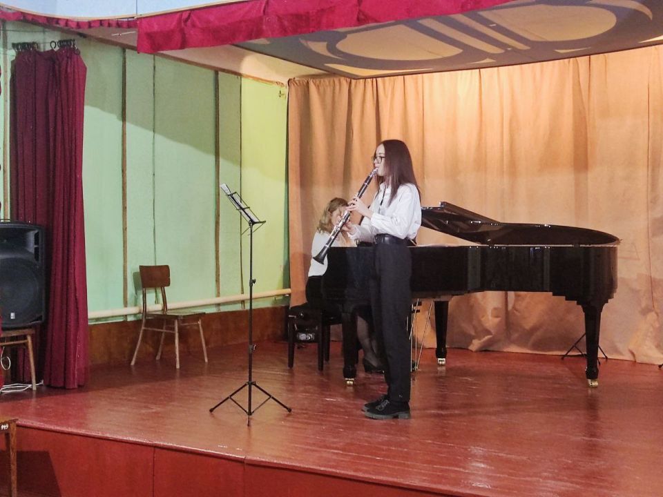 В стенах Молодогвардейской детской школы искусств состоялся яркий и запоминающийся концерт ПЦК «Оркестровые духовые и ударные инструменты» колледжа Академии имени М. Матусовского. Это событие стало настоящим праздником для... В стенах Молодогвардейской детской школы искусств состоялся яркий и запоминающийся концерт ПЦК «Оркестровые духовые и ударные инструменты» колледжа Академии имени М. Матусовского. Это событие стало настоящим праздником для...