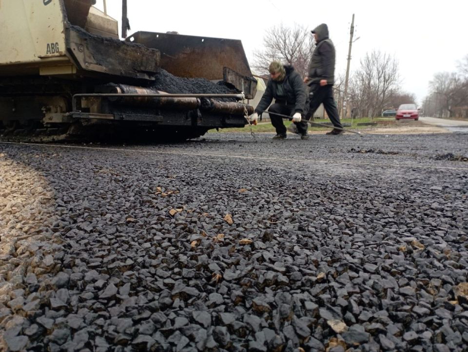 Яна Пащенко: В столице Луганской Народной Республики продолжается восстановление дорог местного значения Яна Пащенко: В столице Луганской Народной Республики продолжается восстановление дорог местного значения