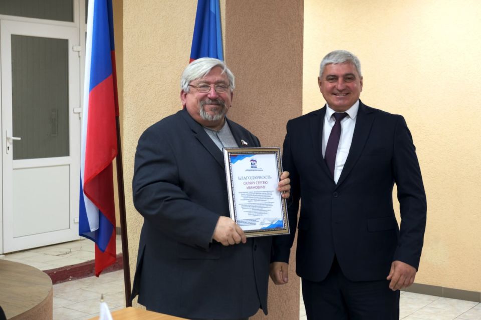 Сегодня в Беловодском муниципальном округе прошло очередное аппаратное совещание, на котором обсудили текущие вопросы развития муниципалитета и подвели итоги работы за прошедшую неделю Сегодня в Беловодском муниципальном округе прошло очередное аппаратное совещание, на котором обсудили текущие вопросы развития муниципалитета и подвели итоги работы за прошедшую неделю